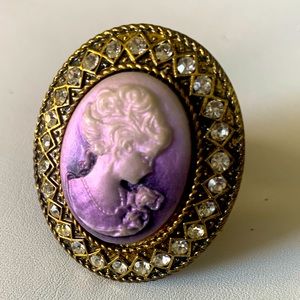 Cameo ring purple stretch
